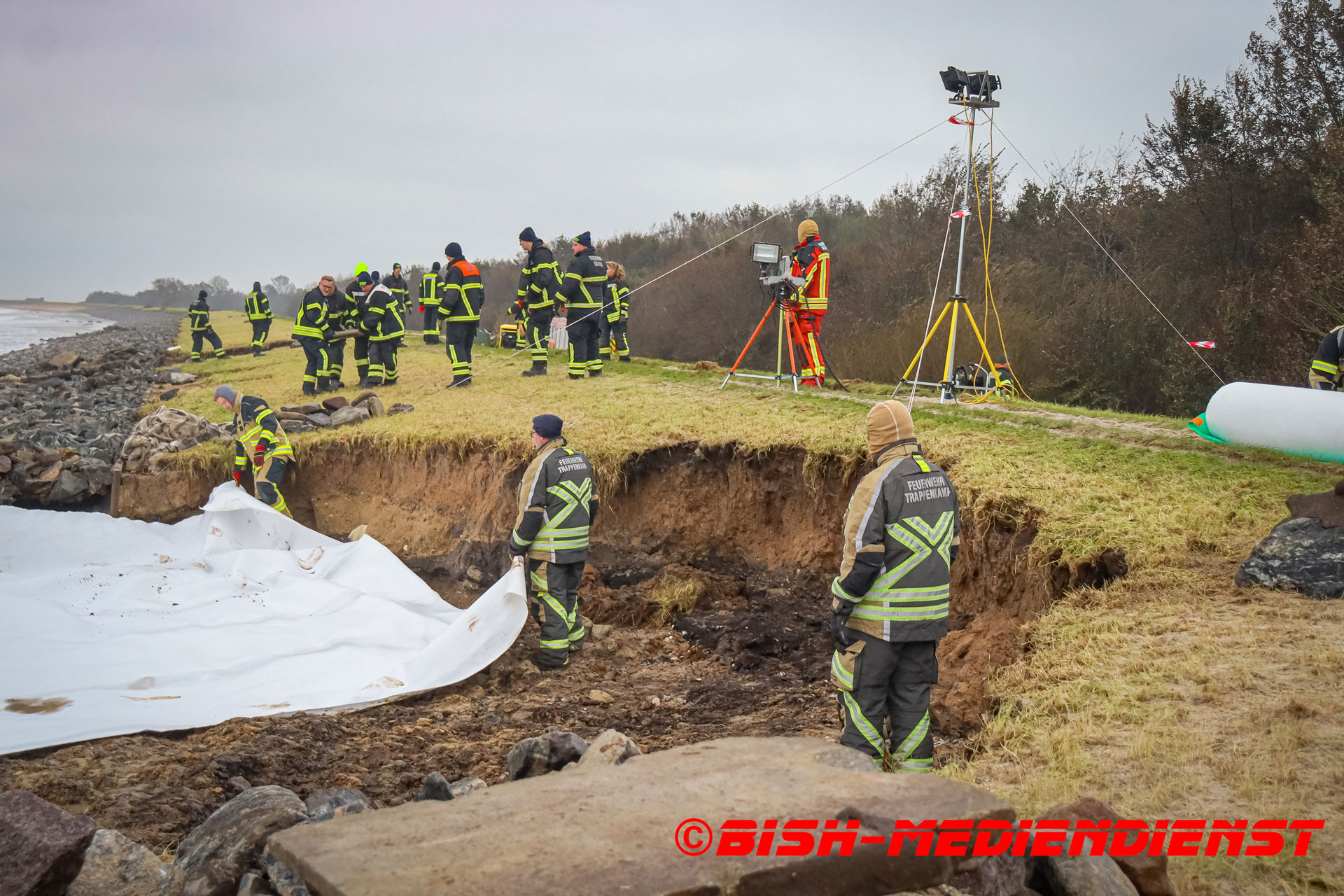 Read more about the article Sturmflut zerstört Deiche an der Ostseeküste – Bilder aus Arnis und Maasholm
